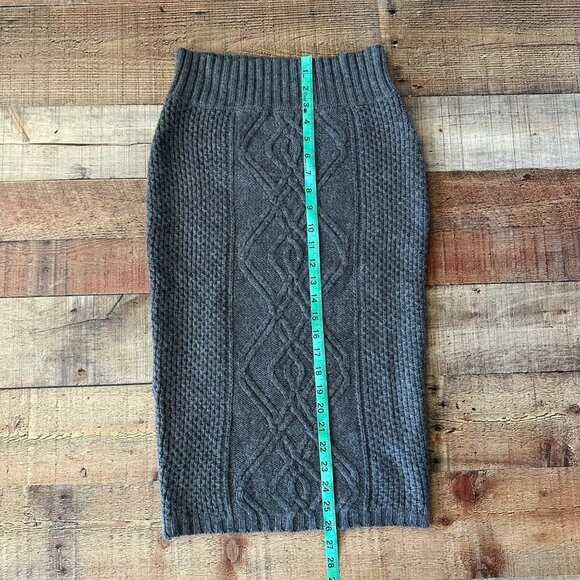 Gray Knit Pencil Skirt Moda Cable Pattern Wool Blend Ribbed Waist Size S - Picture 3 of 5